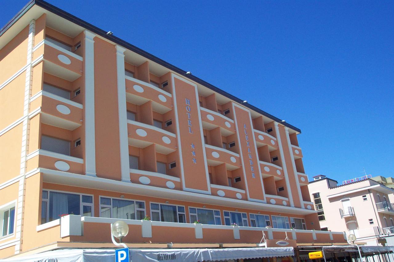 רימיני Hotel Alexander Resort מראה חיצוני תמונה